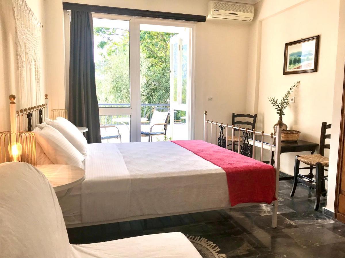 Theodora Hotel Петра Екстериор снимка
