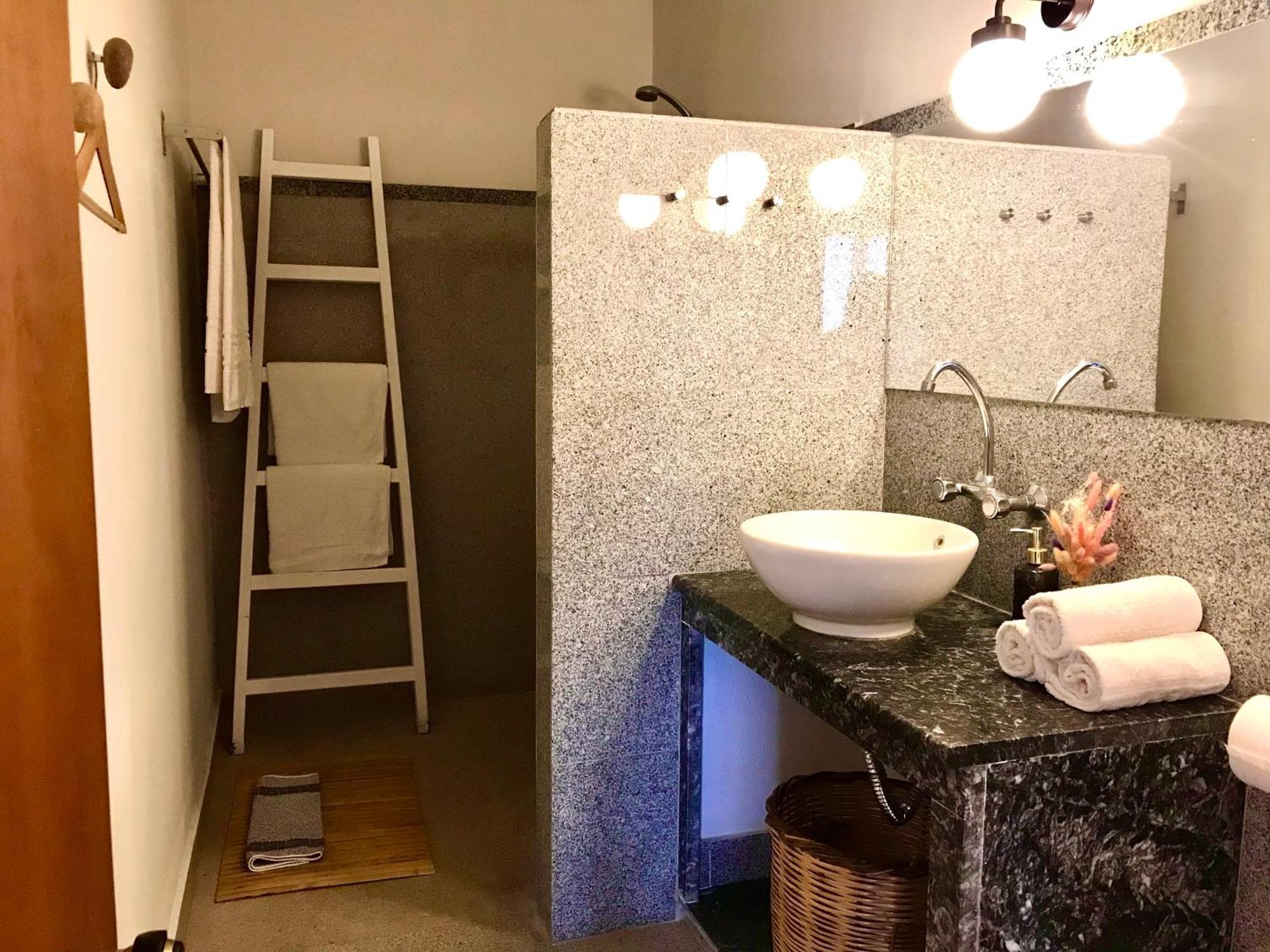 Theodora Hotel Петра Екстериор снимка