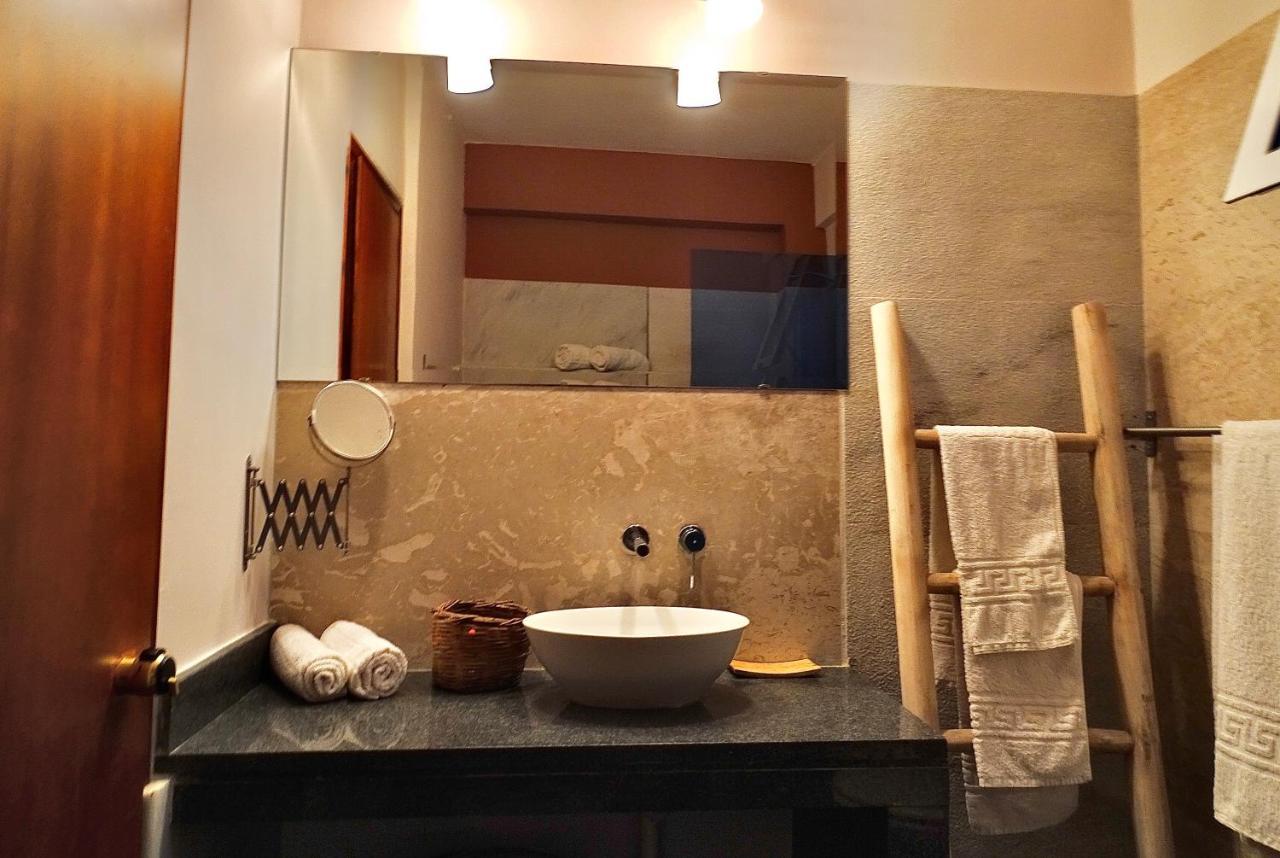 Theodora Hotel Петра Екстериор снимка